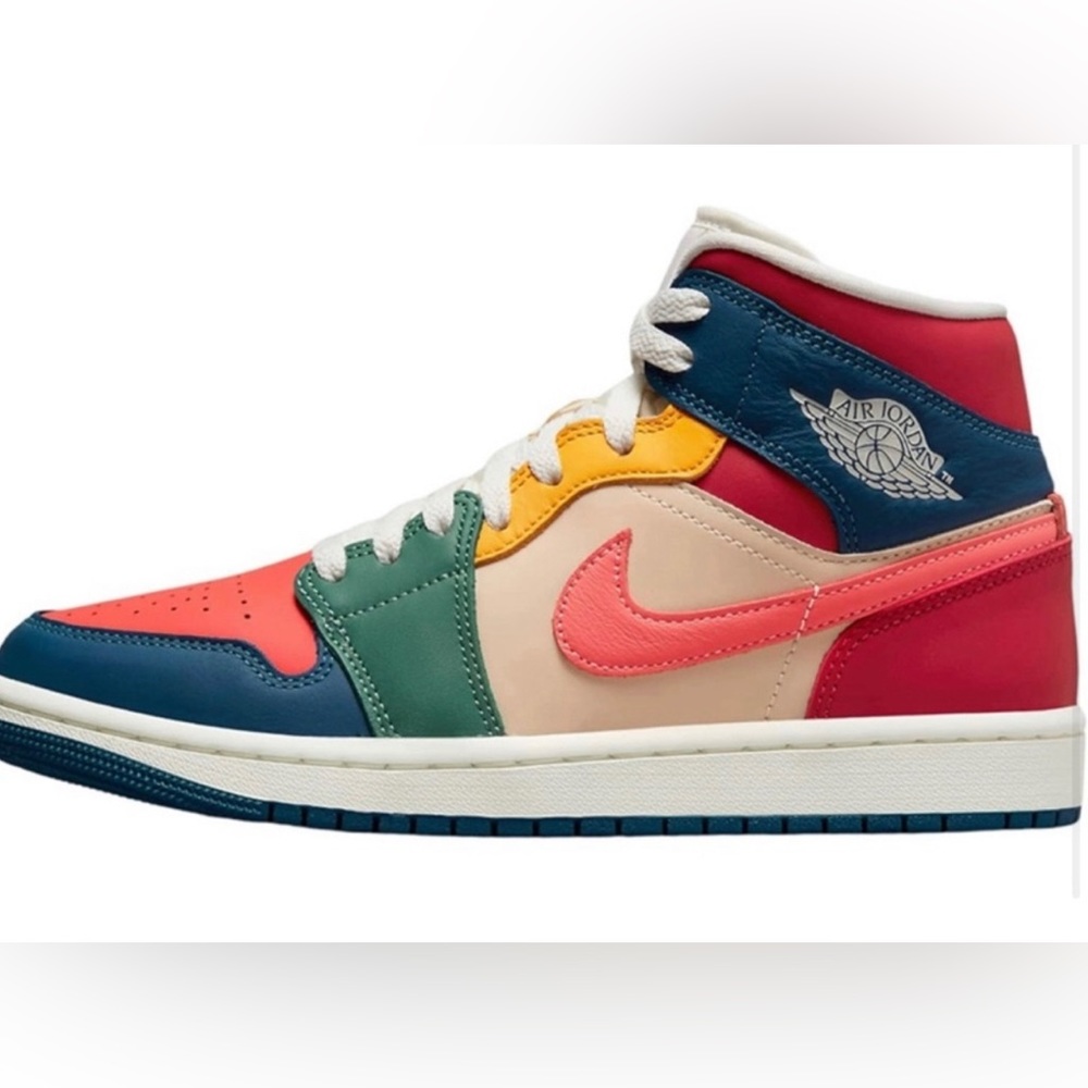 Jordan Multi color Mid SE